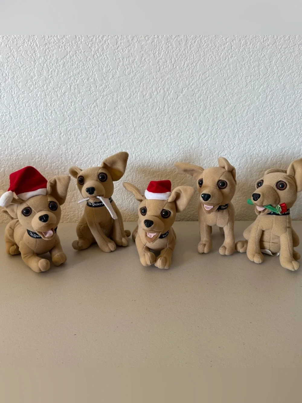 Lot of 5 Vintage Taco Bell Yo Quiero Dog Chihuahua Plush Applause